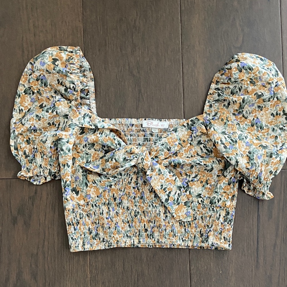 Floral Tie Front Puff Sleeve Crop Top